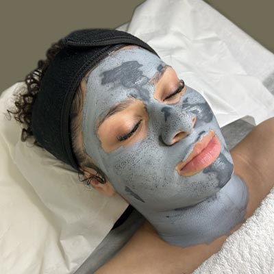 Our deep detox facial is a gentle detoxifying treatment that balances oil production and minimises pore size, leaving the skin looking more healthy.