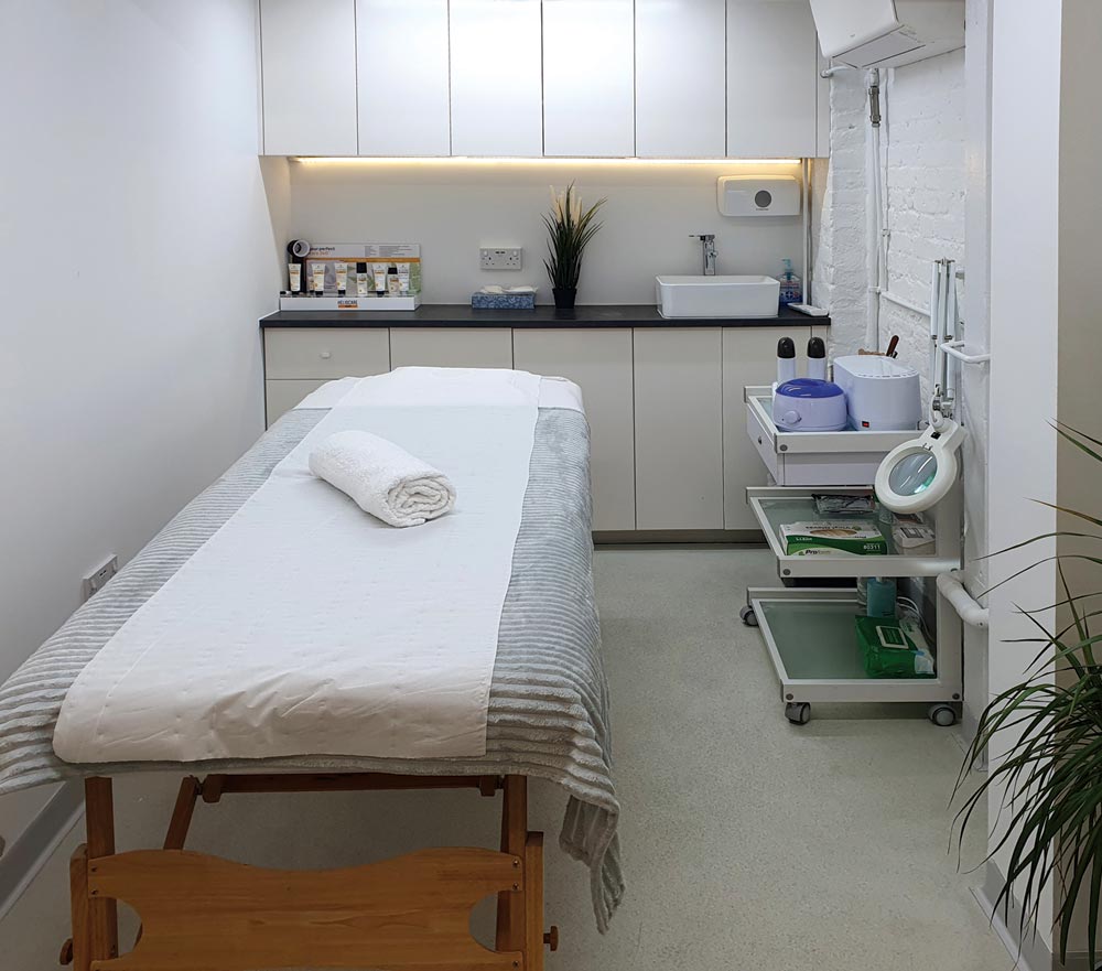 Check out the many 5-star Google reviews and wonderful testimonials from customers of Holistic Skin in Borough, London SE1.